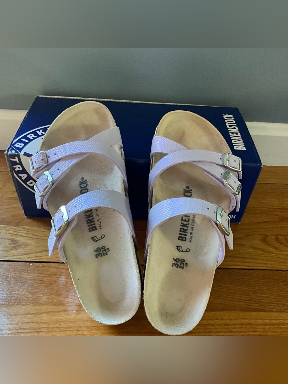 Birkenstock Franca Shiny Lizard Purple Fog Sandals - Picture 2 of 5